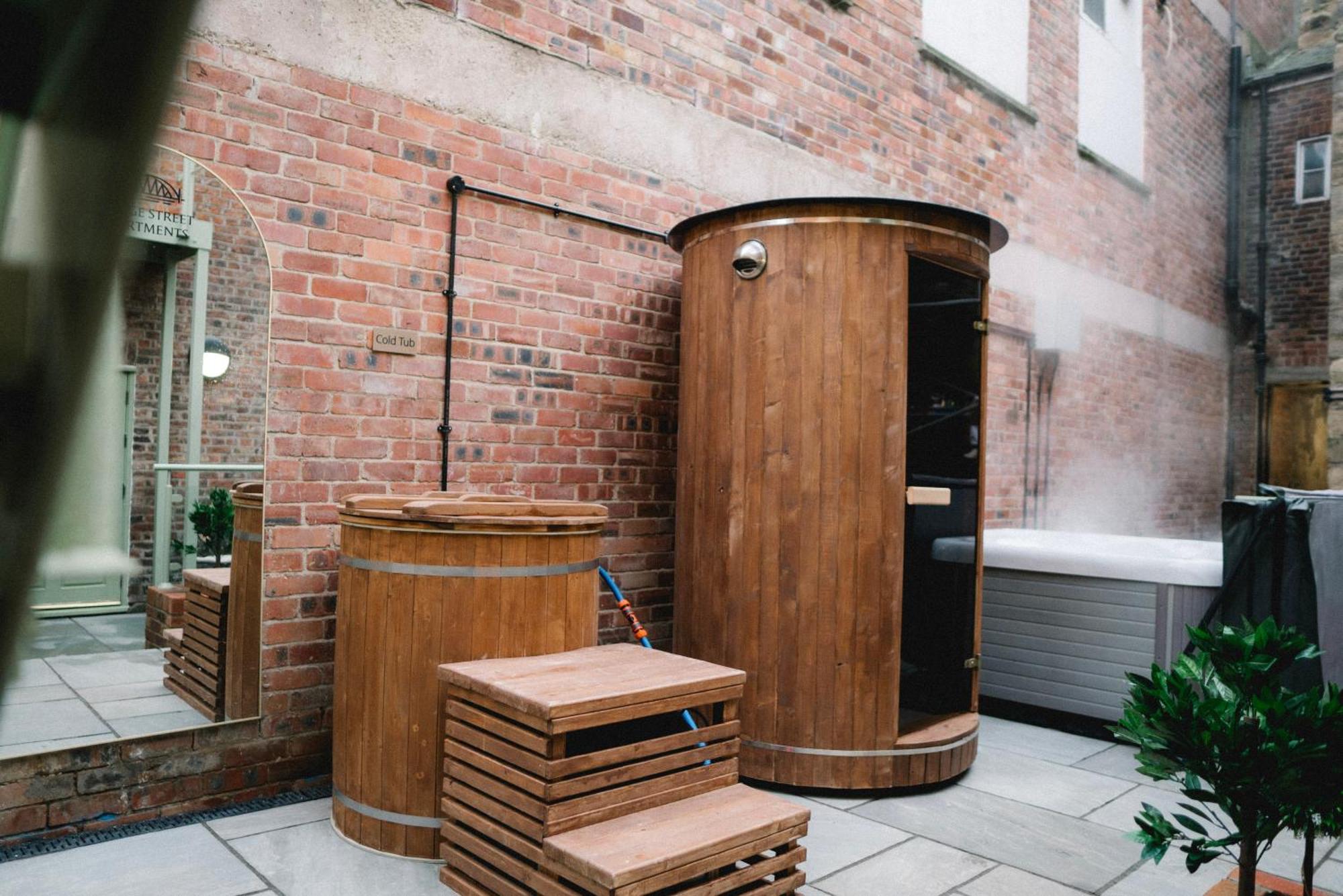 Magistrates Penthouse Suite - Town Centre Apartments With Spa Morpeth Exterior foto